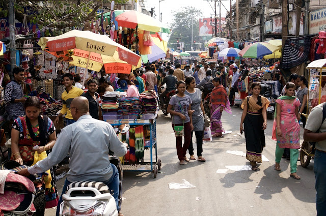 Crowded street market in India